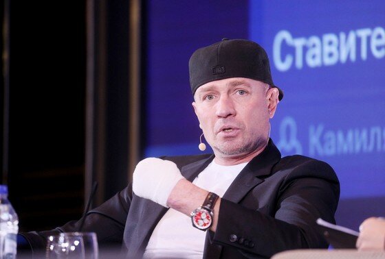    Роман Костомаров