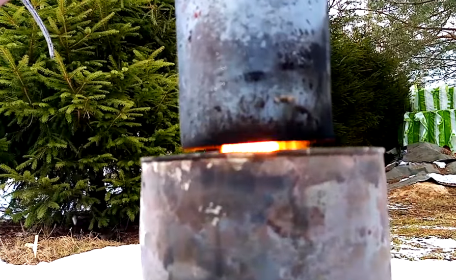 Хочу рассказать, как сделать бесплатный обогрев гаража, либо другого подобного помещения. Чем обогреть гараж - таким вопросом задаются многие автолюбители. Поэтому даю вам интересную идею.-8