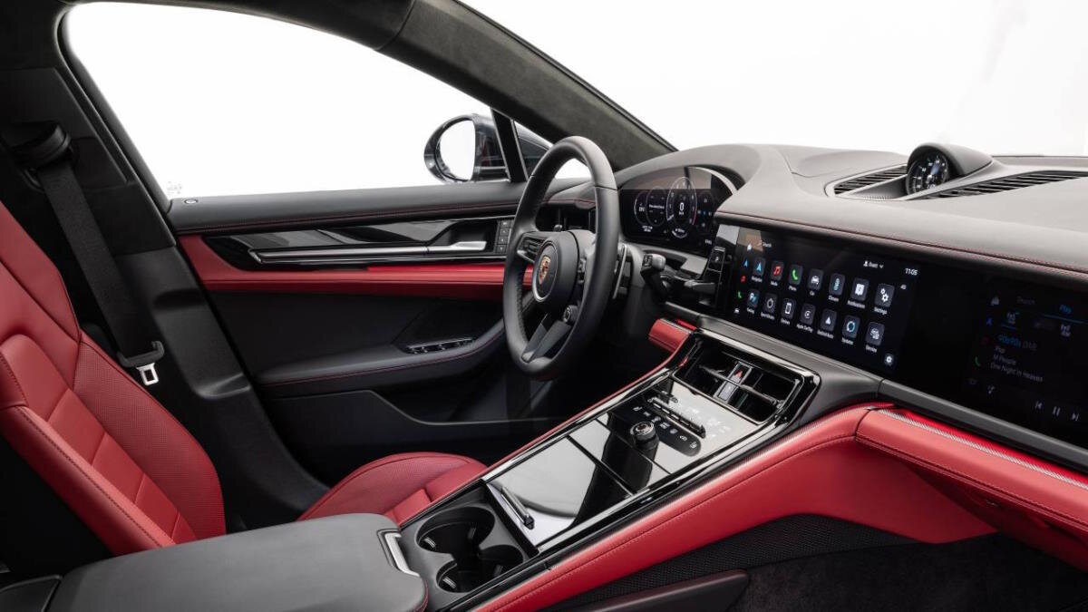     Porsche Panamera салон Вадим Клепнёв
Porsche PanameraPorsche / autohome.com.cn