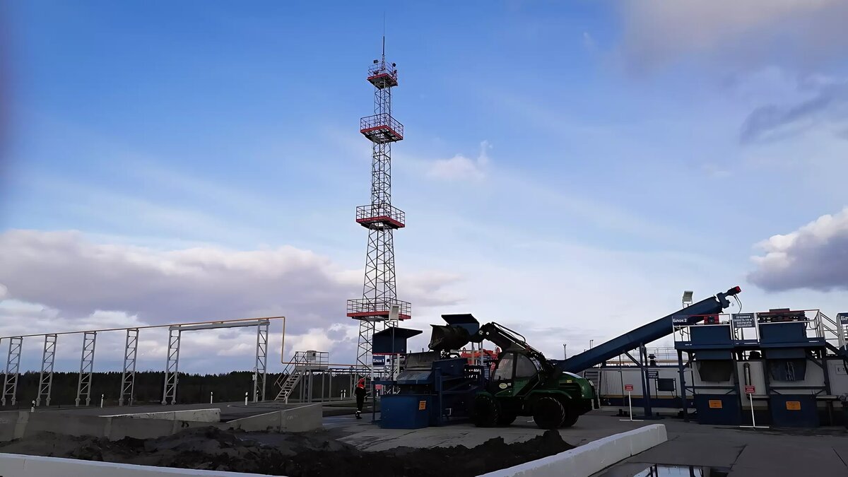     Из-за угрозы лишиться премии сотрудники «Сургутнефтегаза» вынуждены ремонтировать технику за свой счёт. Вместо оплаты расходных материалов, начальство грозит работникам оформить простой.