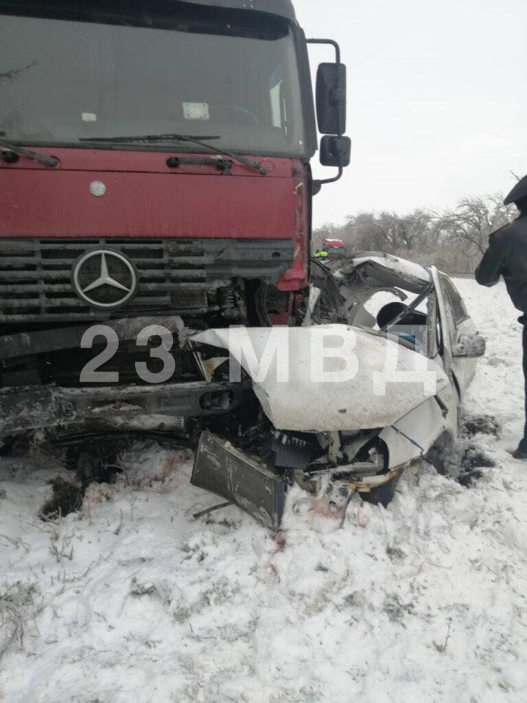 На Кубани в ДТП погибла волонтёр и вдова военного, которая помогала бойцам  СВО - её дети остались круглыми сиротами | Утренний Юг | Дзен