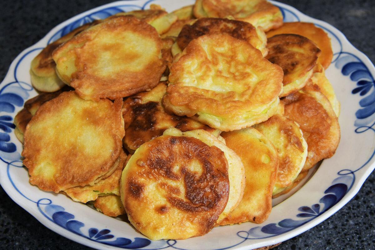 кабачки в кляре на сковороде