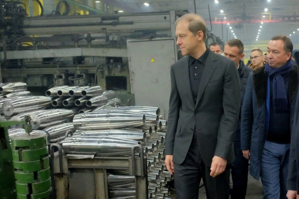    Денис Маннутов побывал на предприятиях «АВИТЕК» и «Сельмаш».