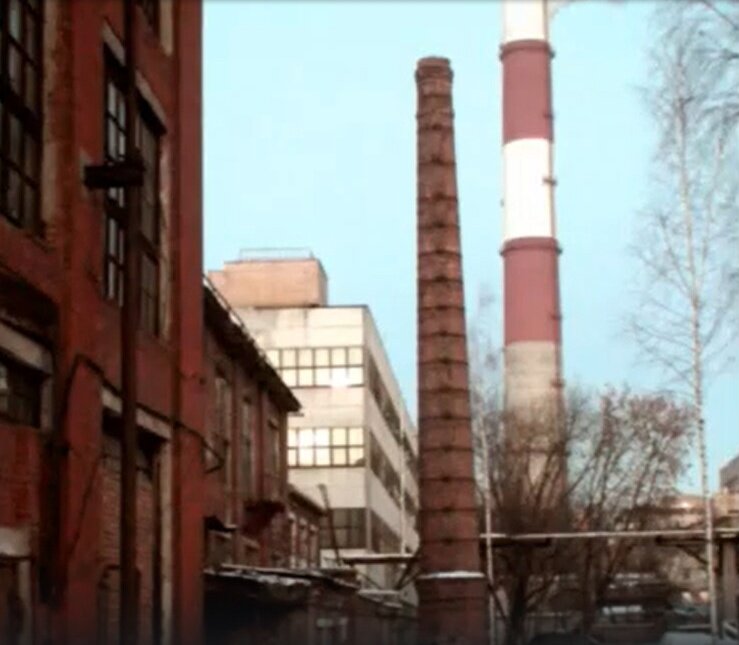    В Иванове на пивзаводе во время демонтажа кирпичной трубы погиб человек