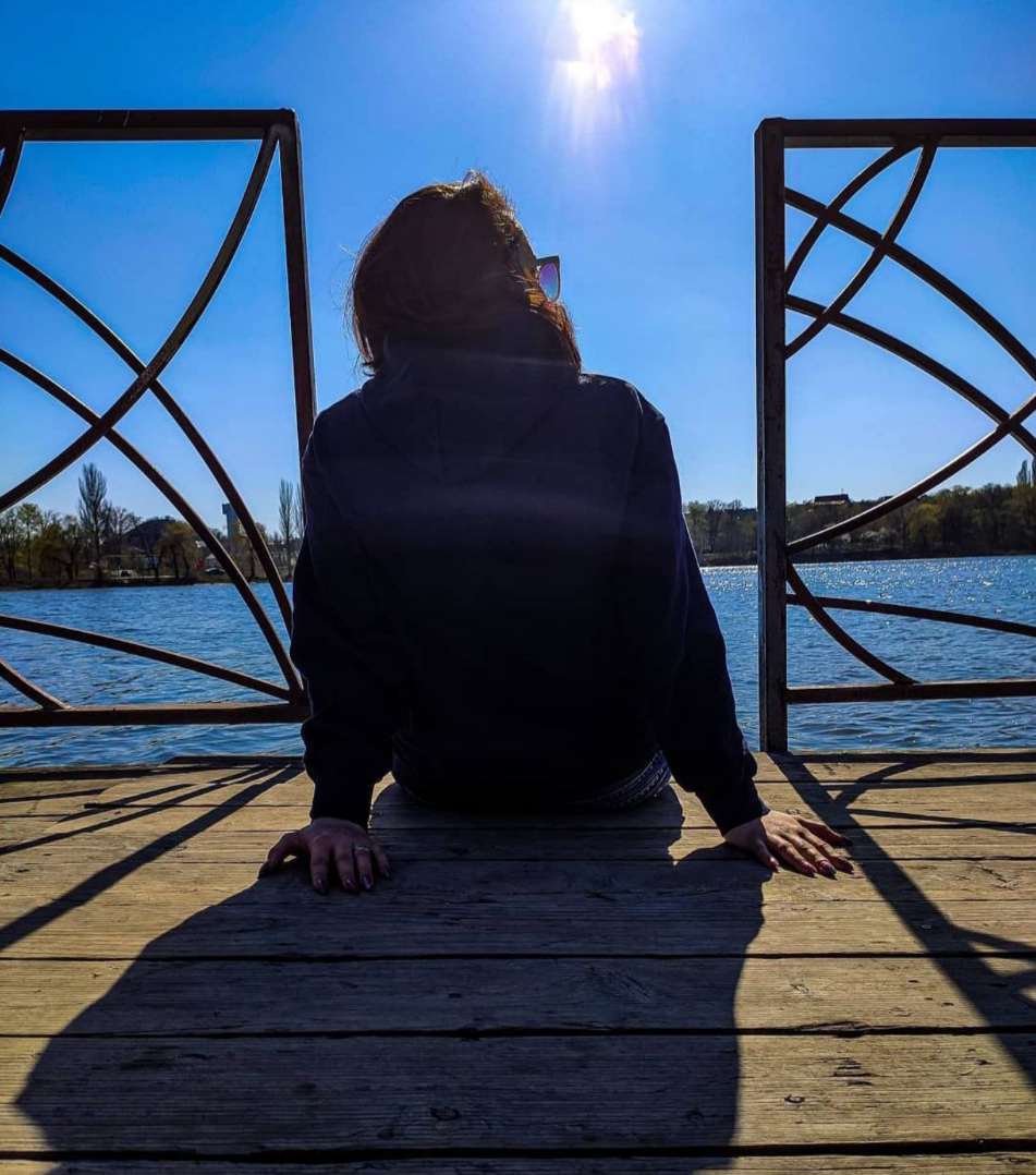 Смотрю в светлое будущее и верю, что когда-нибудь оно настанет