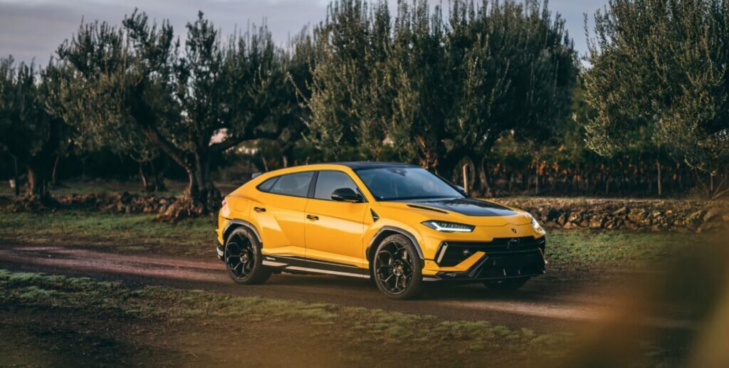    lamborghini.com Лариса Максимычева