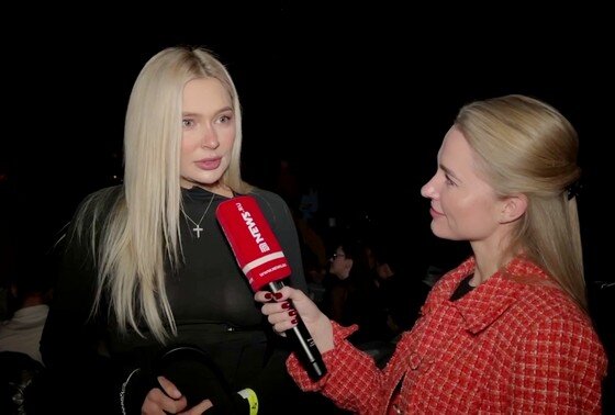    Наталья Рудова (слева)