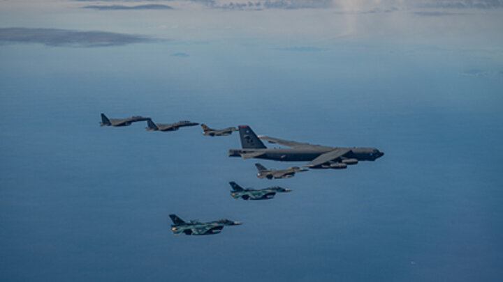 SRA KARRLA PARRA/U.S. AIR/GLOBALLOOKPRESS