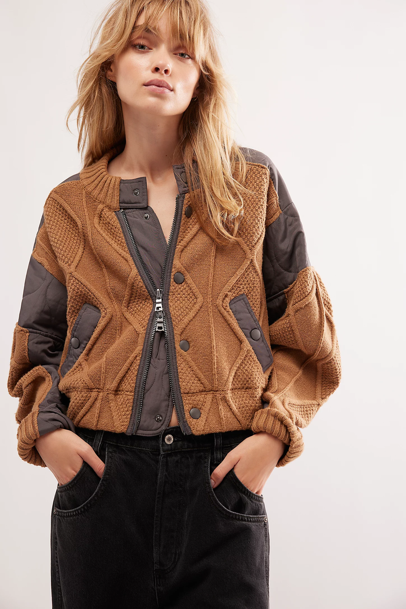  ,  !            Free People.-34