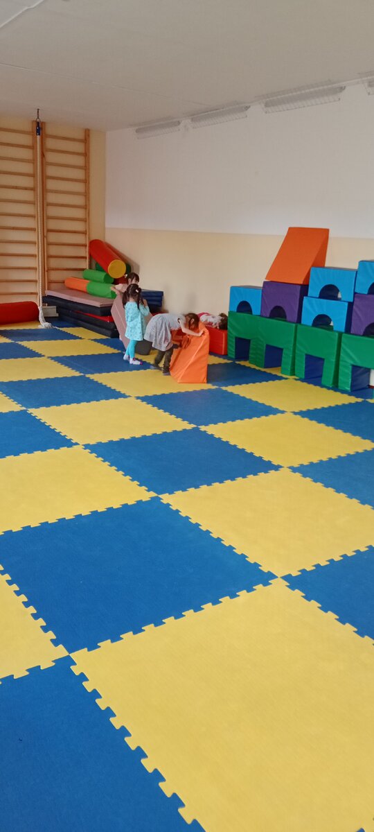 Играем в спортзале