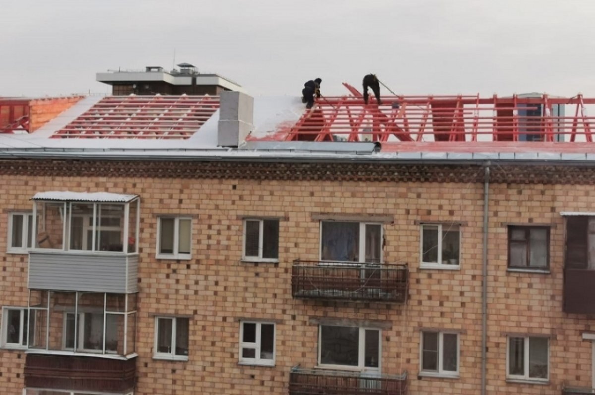    Ремонт кровли продолжится и зимой.