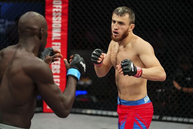 Магомед сумел победить второй раз в таком финале.  фото: картинки яндекса. 