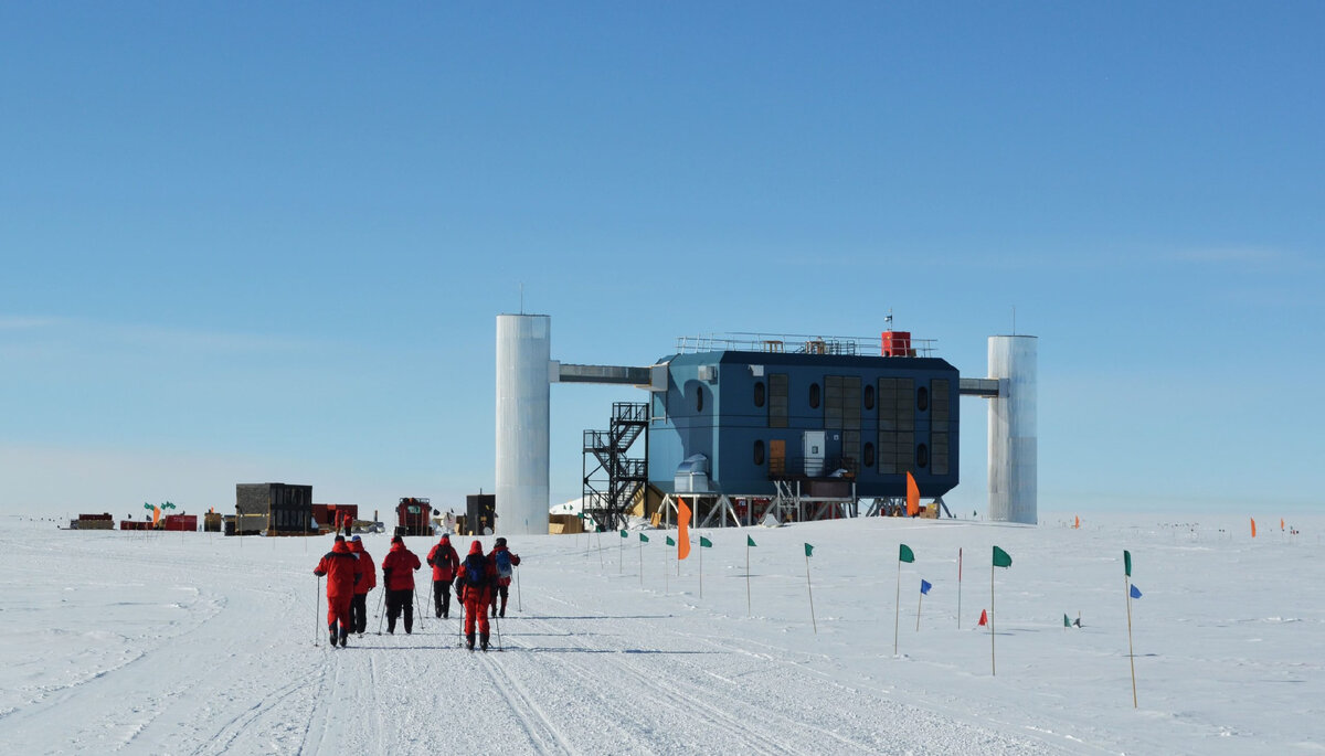 IceCube Observatory