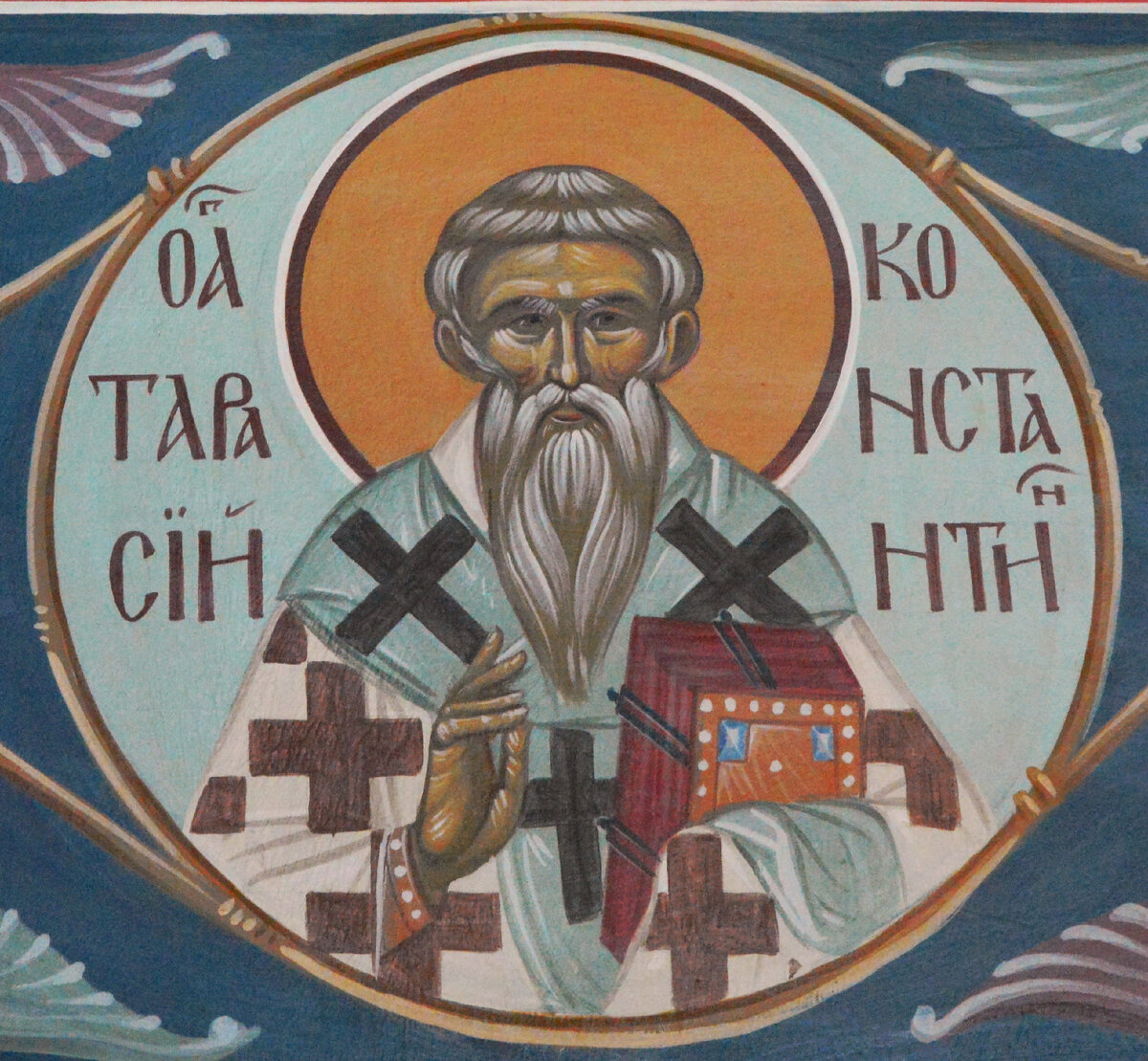 Храм Успения Пресвятой Богородицы "за верхом" г. Калуга. На росписи святитель Тарасий изображен в богослужебном епископском облачении, с непокрытой головой; облачен он в саккос — верхнюю одежду, знаменующую багряницу Спасителя; на плечах — омофор — длинный лентообразный плат, украшенный крестами, который является обязательной частью облачения епископа. Омофор символизирует заблудшую овцу, которую евангельский добрый пастырь несет на своих плечах домой.Святитель изображен со Священным Писанием в левой руке; правая рука — в благословляющем жесте. 