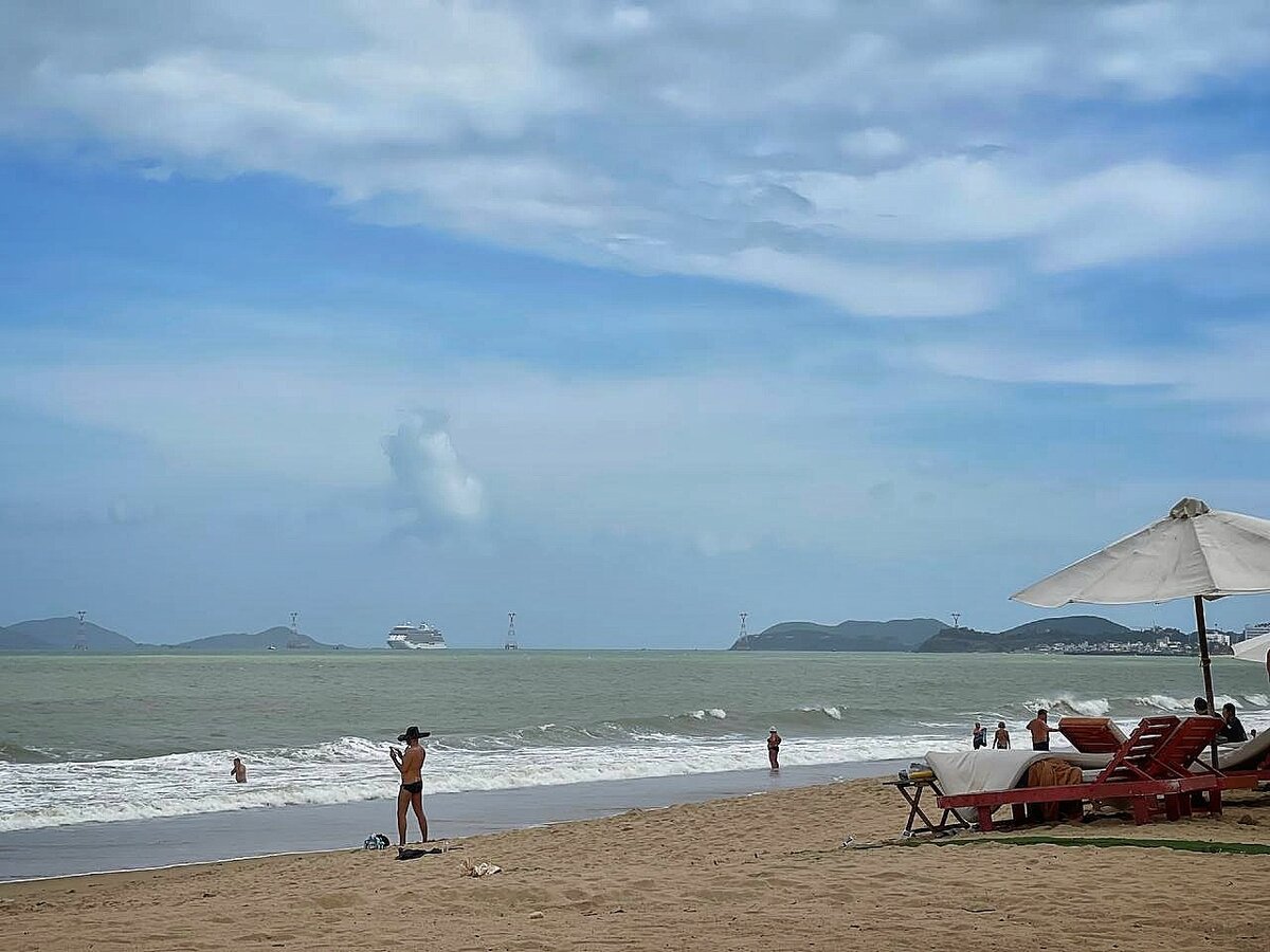 Центральный пляж в Нячанге