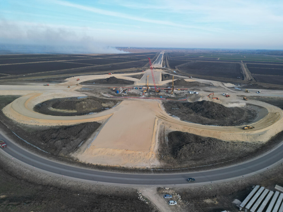 © Росавтодор / rosavtodor.gov.ru / CC BY 4.0 (Строительство дороги, весна 2023 г.)