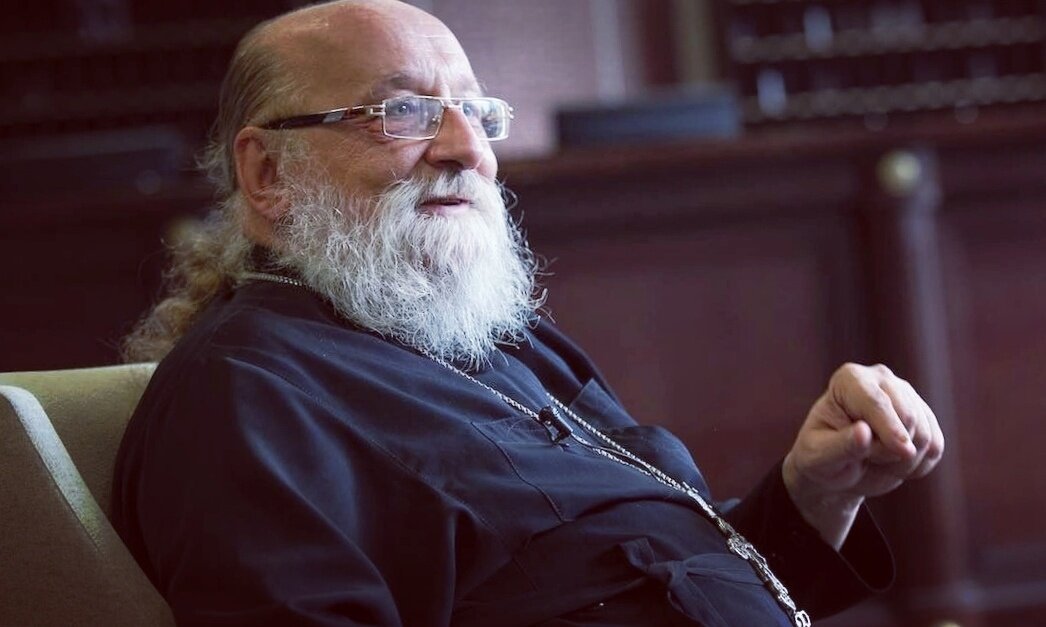 Александр Авдюгин — протоиерей, настоятель в храме-часовне св. прав. Иоакима и Анны (г. Ровеньки), проповедник, миссионер, редактор, писатель, блогер. 