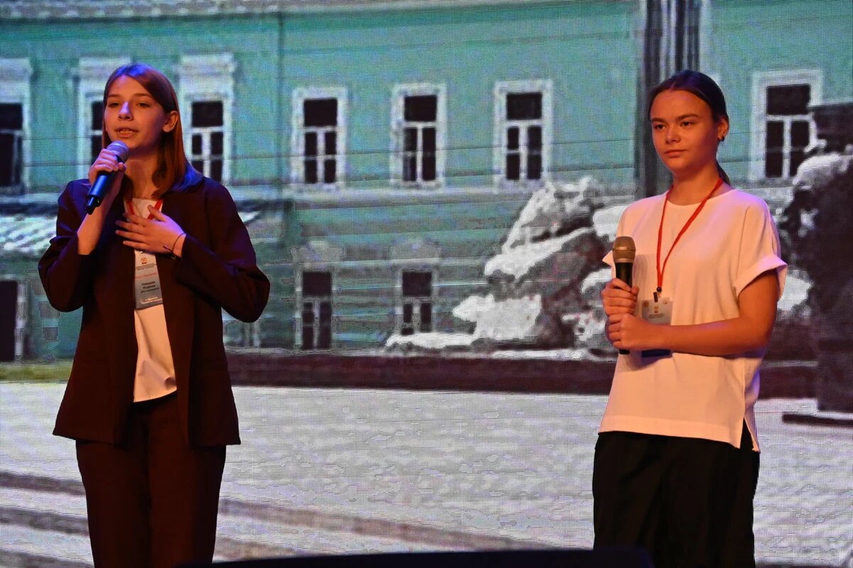 Наши девочки на "Визитной карточке"