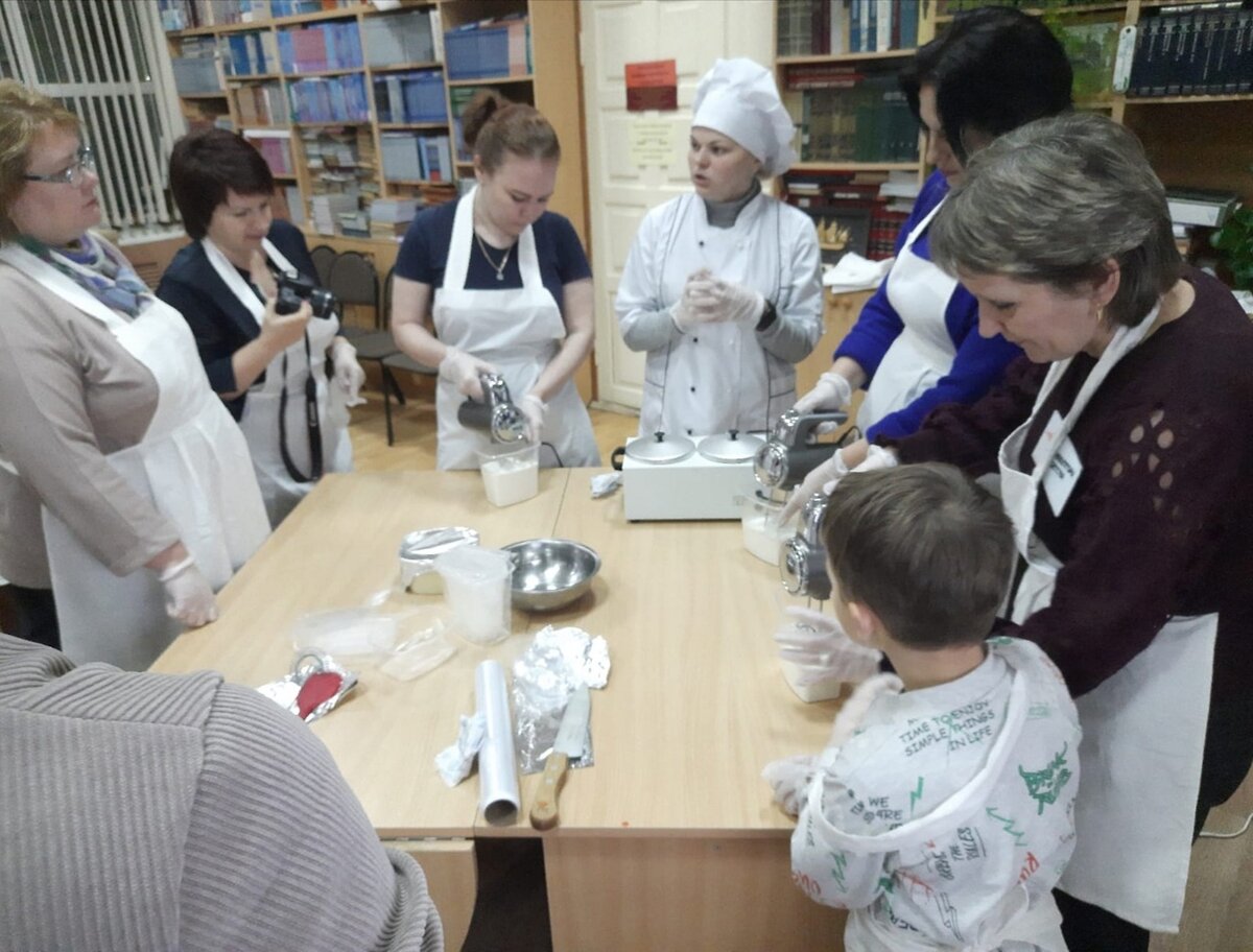    В Родниках прошел мастер-класс, посвященный тяжело больной девочке