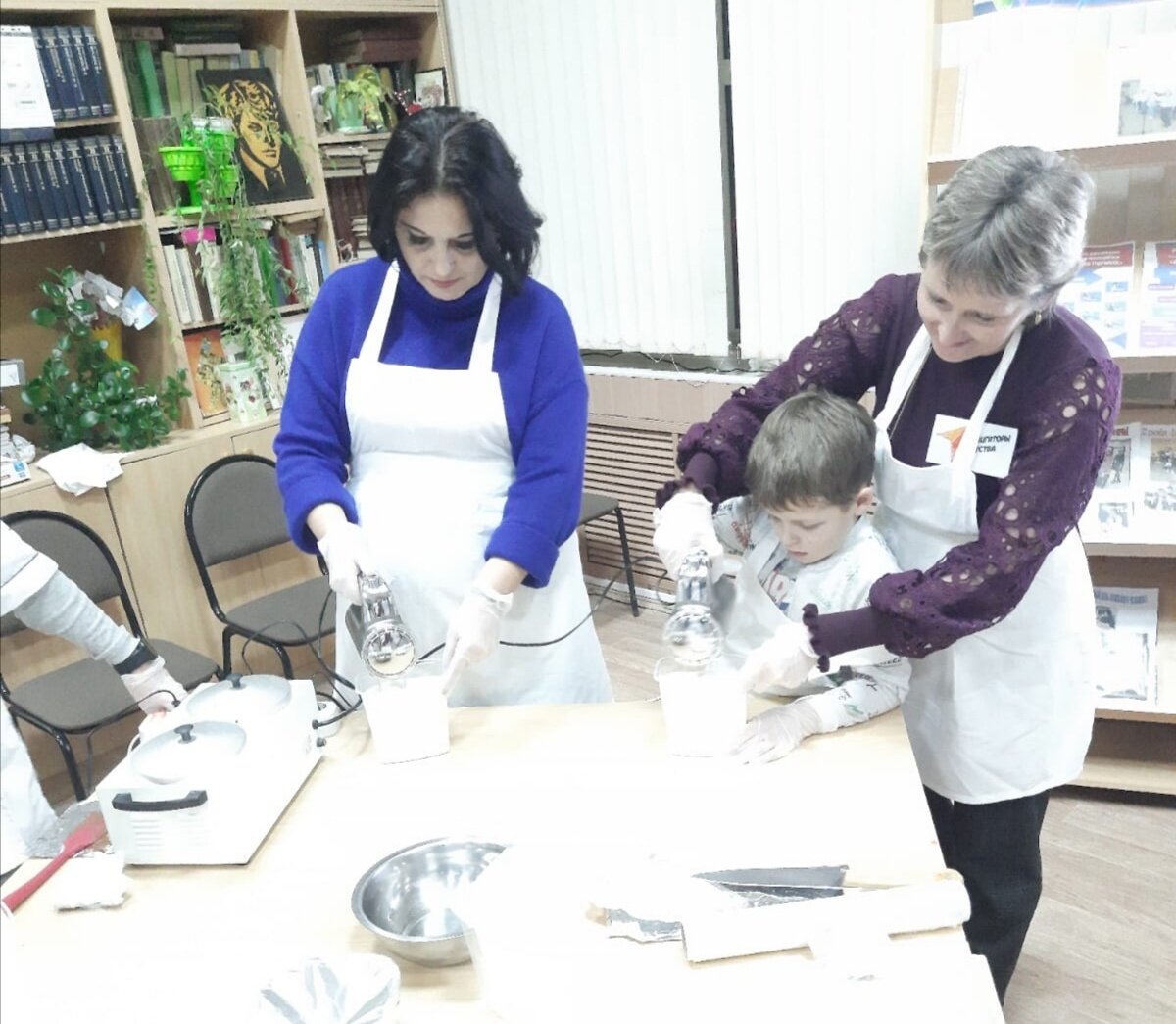    В Родниках прошел мастер-класс, посвященный тяжело больной девочке