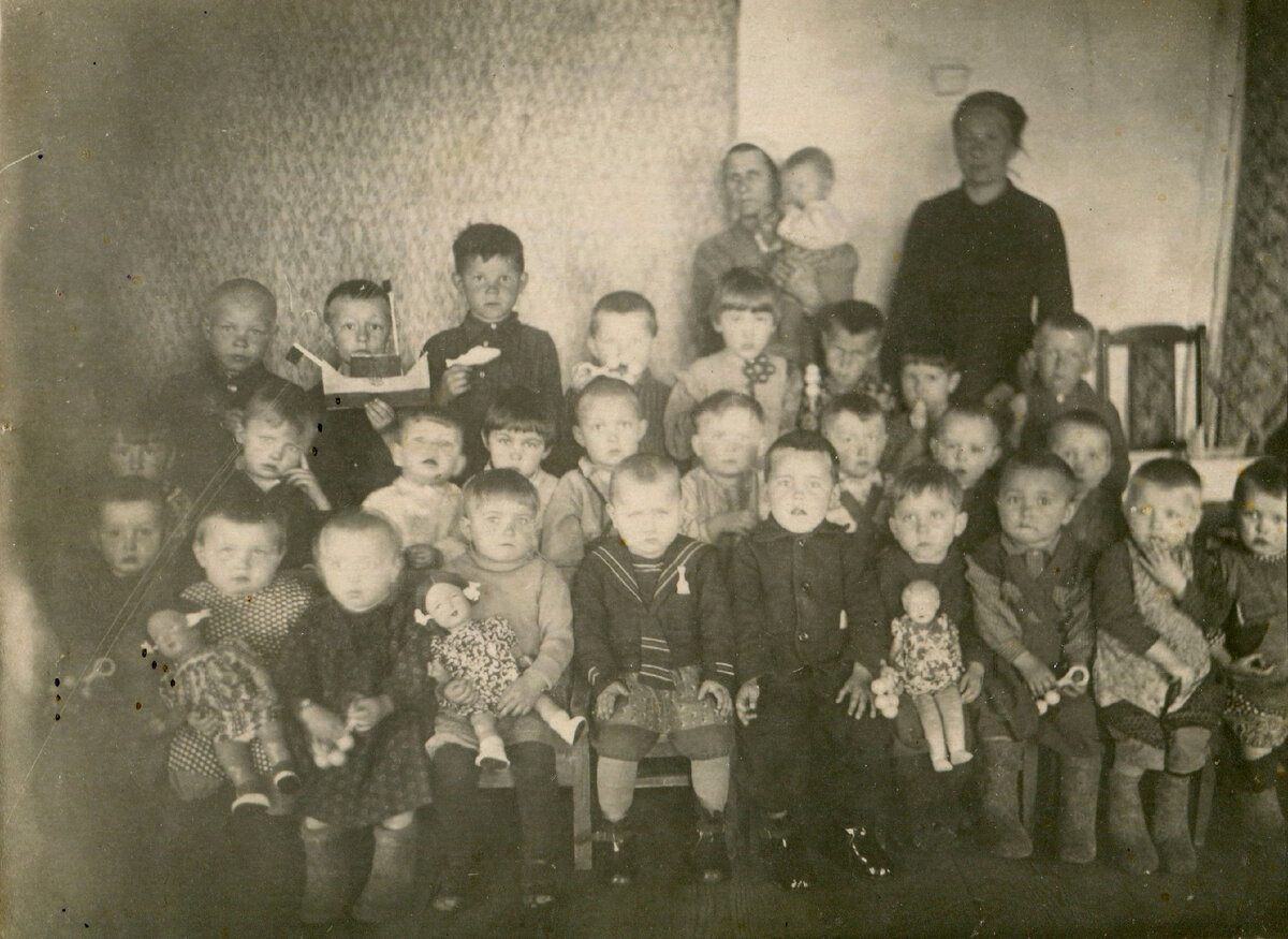 Детский сад в Крохино. Фотография из архива Василия Михайловича Рюмина