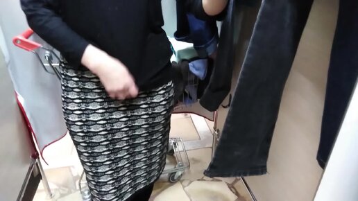 Сексуальные джинсы для беременных от Хлои Кардашьян. Первые фото!