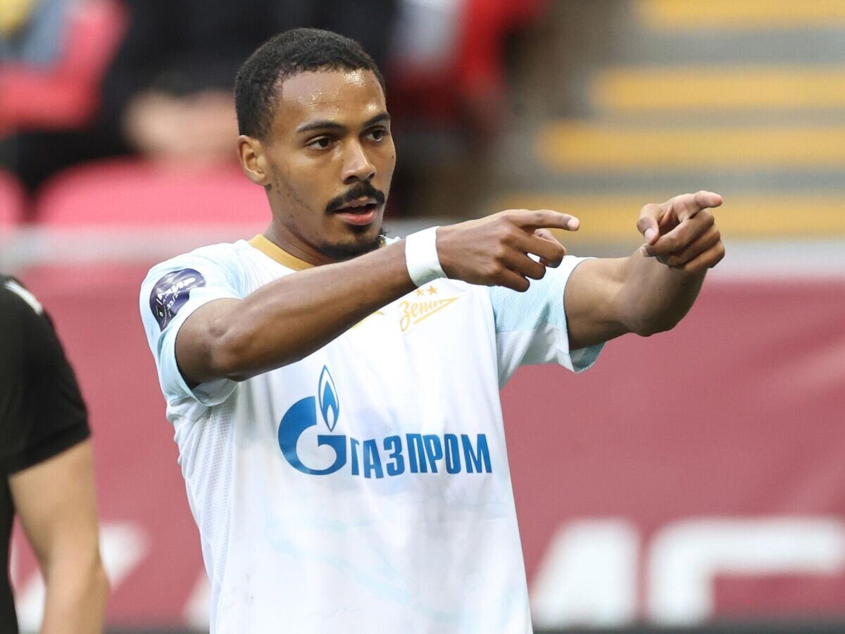    Футболист клуба "Зенит" Изидор© Фото : Пресс-служба ФК "Зенит"