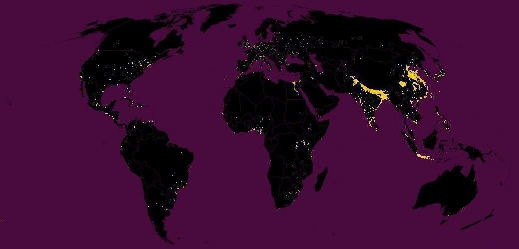 Желтым и черным цветом отмечены 2 одинаковые половины населения Земли