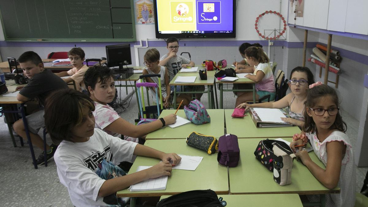 школа в Валенсии, Испания