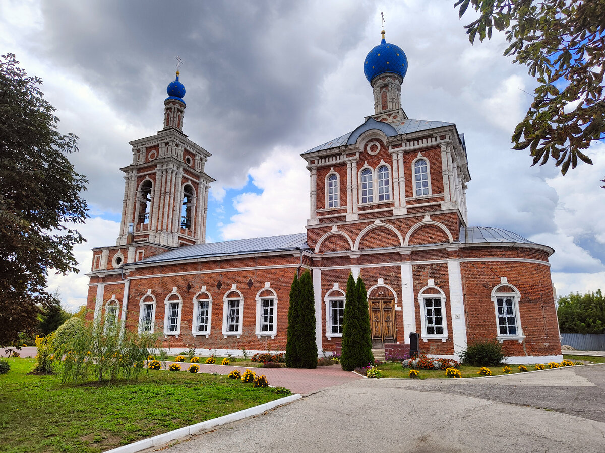 Яркая и довольно нестандартная