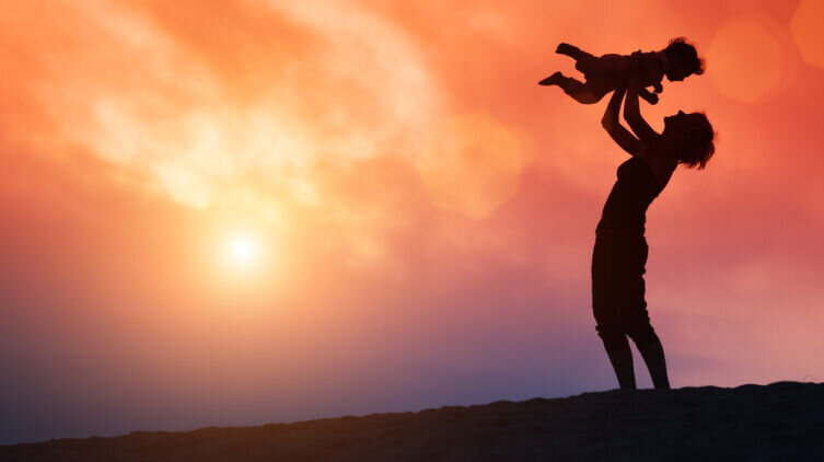    Откуда берутся мамы? Фото: Depositphotos