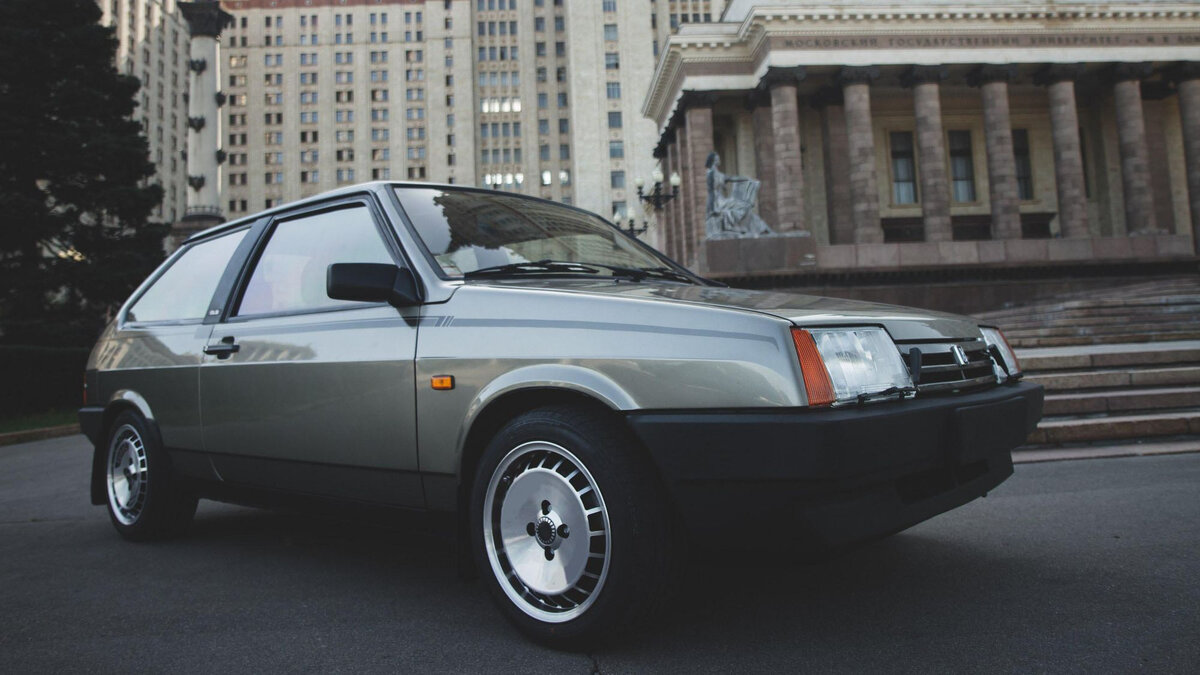 Начнём с брутальной немецкой классики: эти колёса можно увидеть на чём угодно, даже на нашей «восьмерке». Но – в единичных случаях.
•AEZ
•Ronal
•BBS
•Alutec