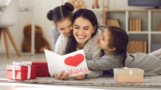    Какой сегодня праздник: 26 ноября – День матери Роман Захаров