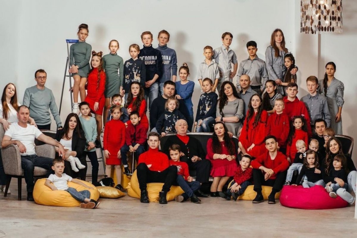    В юности Алла Медведева даже представить не могла, что у нее будет столько детей.