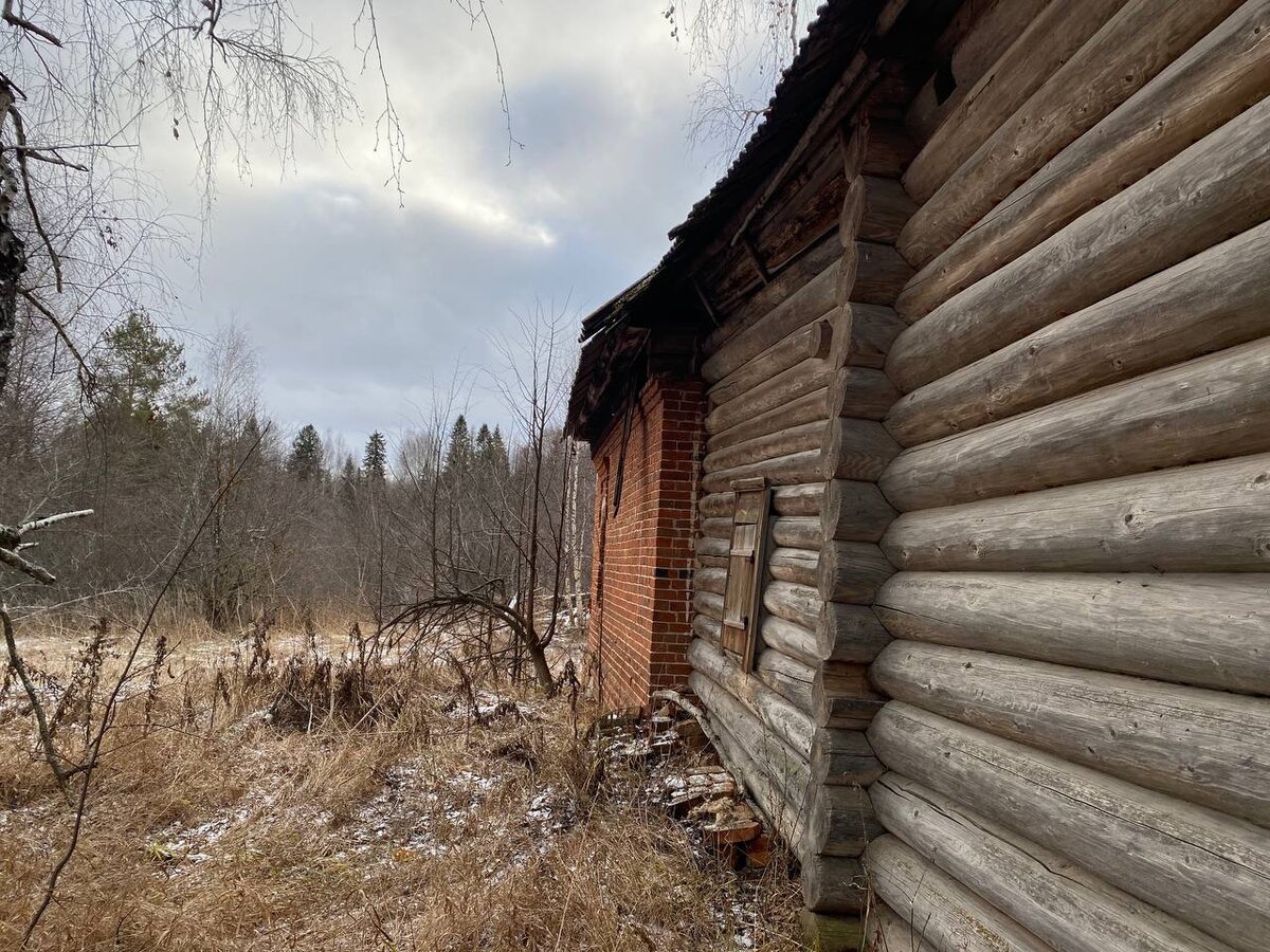 Проведали ещё один каменный дом на хуторе. Уходящая в прошлое старина |  Вятский Хутор | Дзен