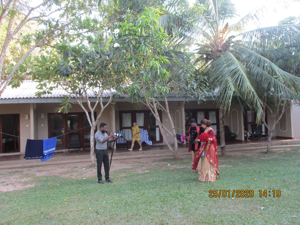 Гостиница. По сравнению с остальным - неоправданно дорого!