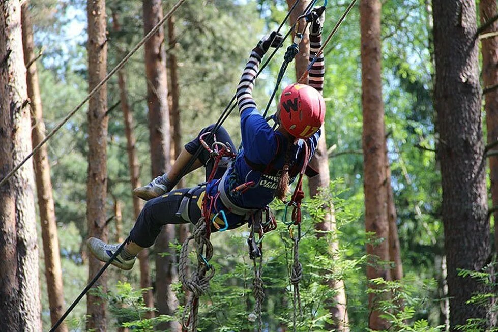 Подъем по навесной переправе
