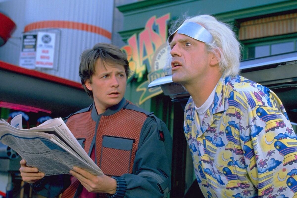 "Назад в будущее"