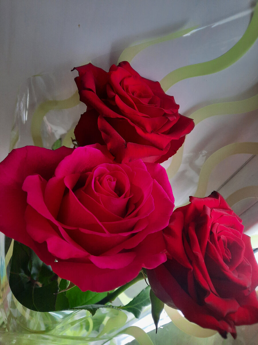 Подарок дочери. А остальные подарки я уже съела))