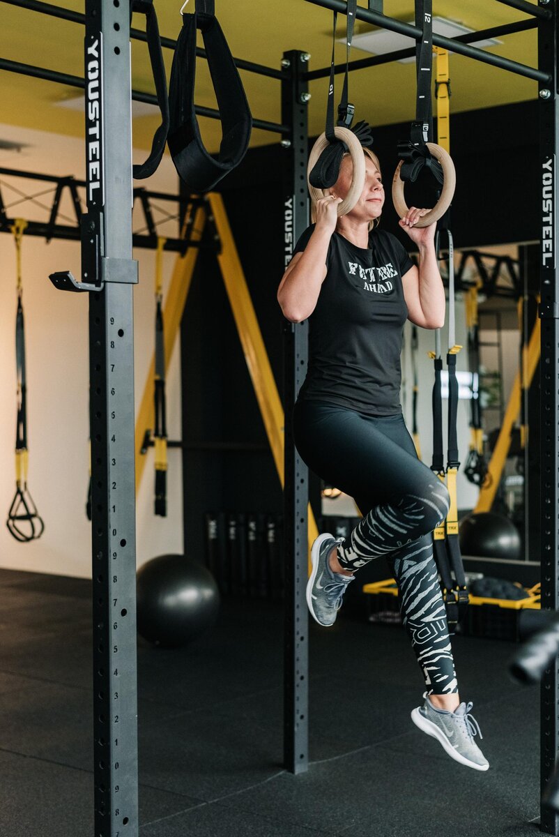 Все твердят, что в соцсети люди приходят развлекаться. Но я продолжу причинять вам пользу. Я упрямая!