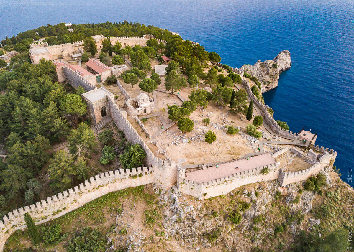 Крепость в Аланье (Alanya Kalesi).