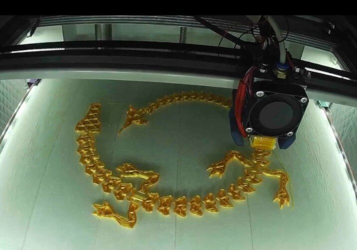 тут уже принтер поднагадил в пустоту, так как нет детали к которой приклеивать новый слой