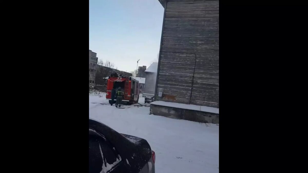     Детский сад стал опасным для юных горожан: об этом в сети пожаловались петрозаводчане.