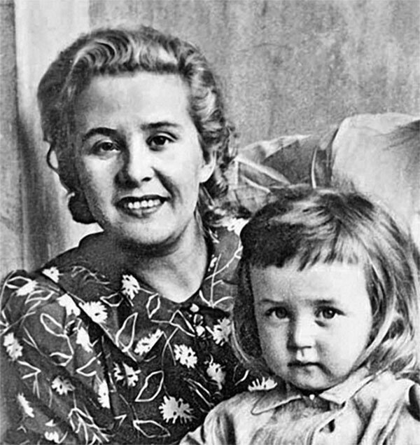 Жена санаева всеволода фото