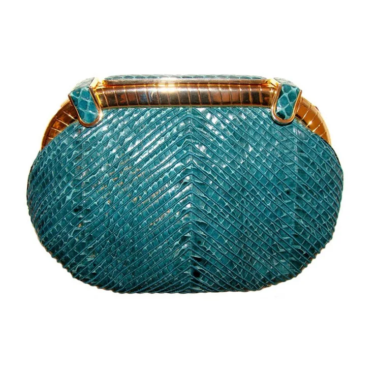       1921 .     ,   -  .         ,        .-21