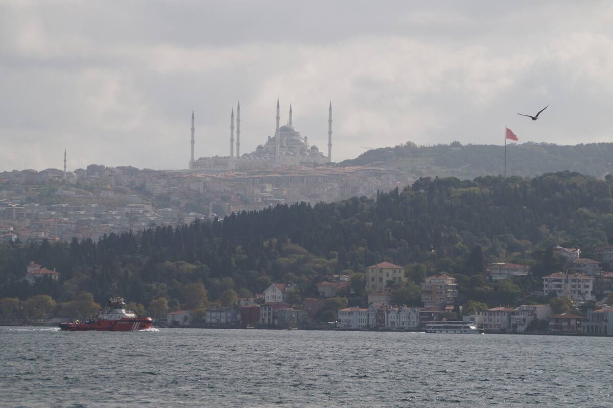 Вид на азиатский берег со стороны Босфора. Современный вид. ©Archivspp, 2023. 