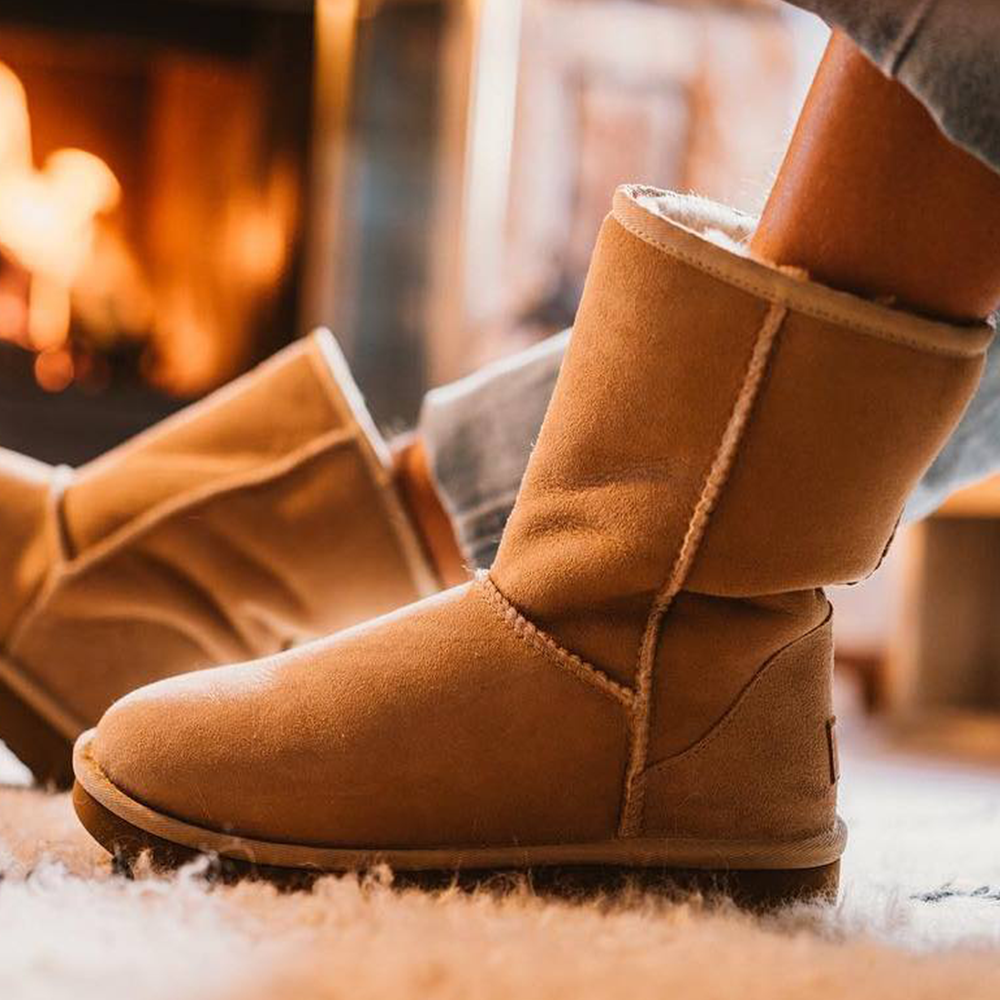 Чистка угги. Угги женские UGG Australia. Угги 2023. Угги 2024. Угги угг 5456-1.