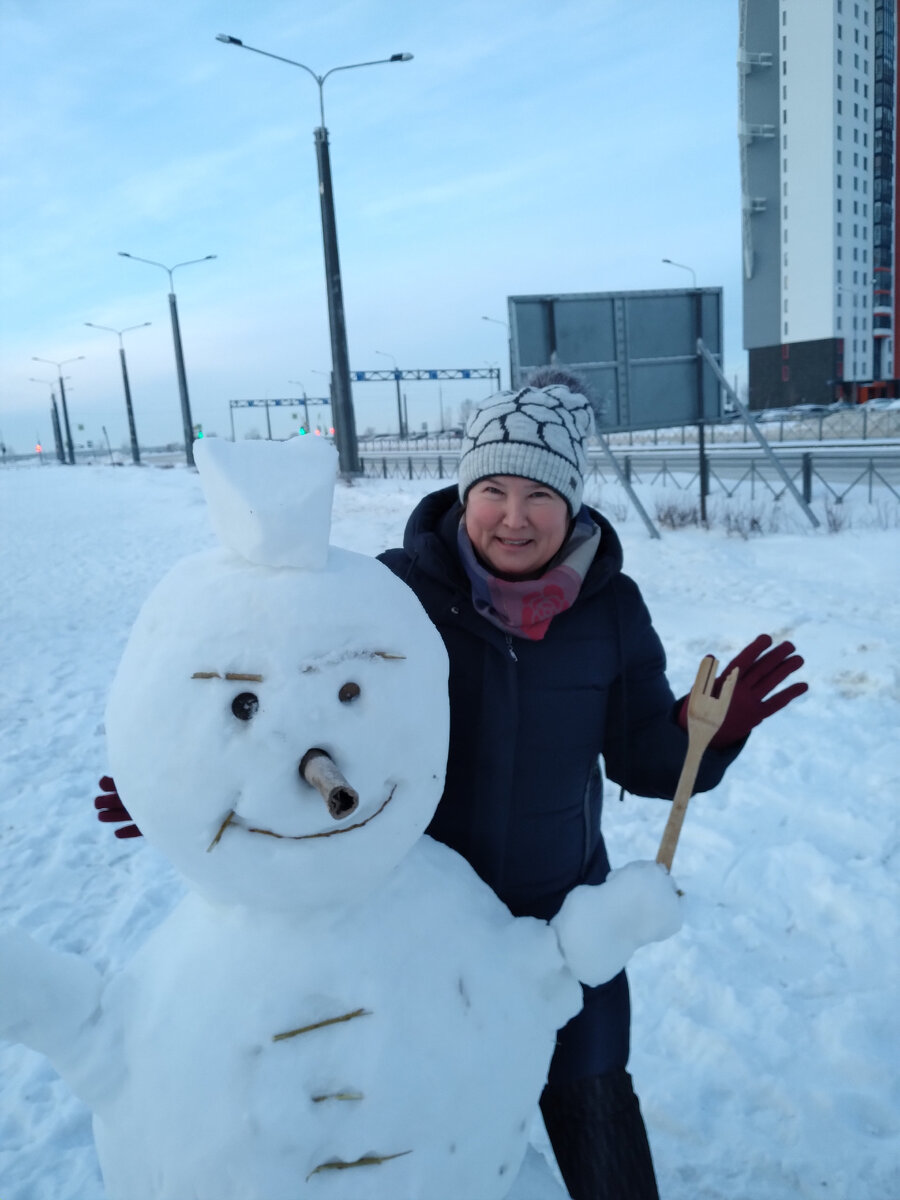 А еще у нас зима наступила! Много выпало снега
