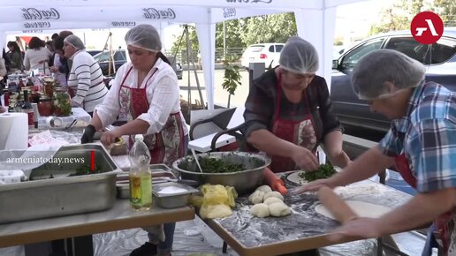 «Вкус Арцаха». Armenia Today рассказала о ярмарке в Ереване, на которой арцахцы представили продукты, приготовленные своими руками