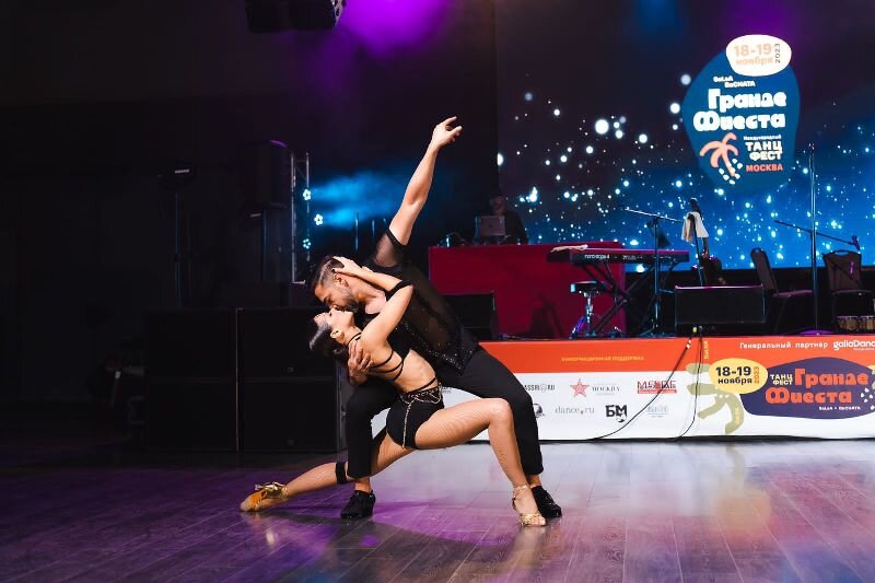 18 и 19 ноября в Москве состоялся международный танцевальный фестиваль «Гранде Фиеста».-3